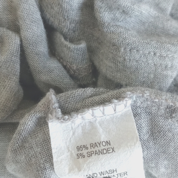 Grey Rayon 3/4 Sleeve High Low Cut Out Back Top M - Picture 6 of 9